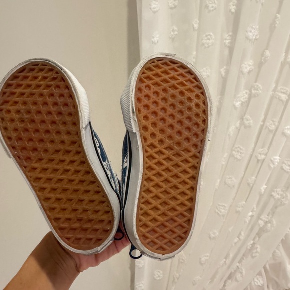 Denim Butterfly Vans 🦋 - Picture 4 of 7